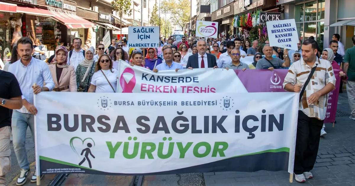 Bursa sağlık için yürüdü