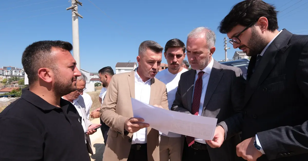 Bursa İnegöl Akhisar'da 14 sokakta sathi kaplama