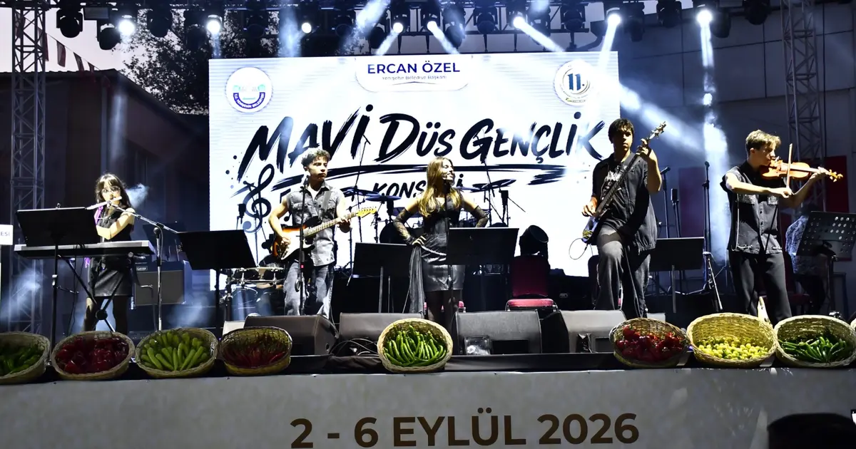 Yenişehir’in gençleri sahnenin tozunu attırdı