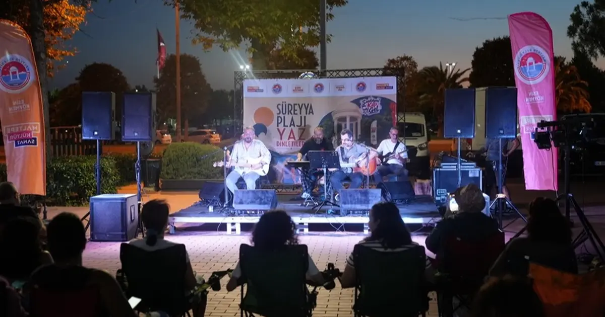 Maltepe plajlarında müzik keyfi