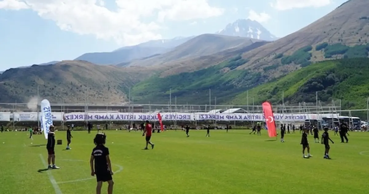 Erciyes Yüksek İrtifa Kamp Merkezi, Academy Erciyes Cup başladı
