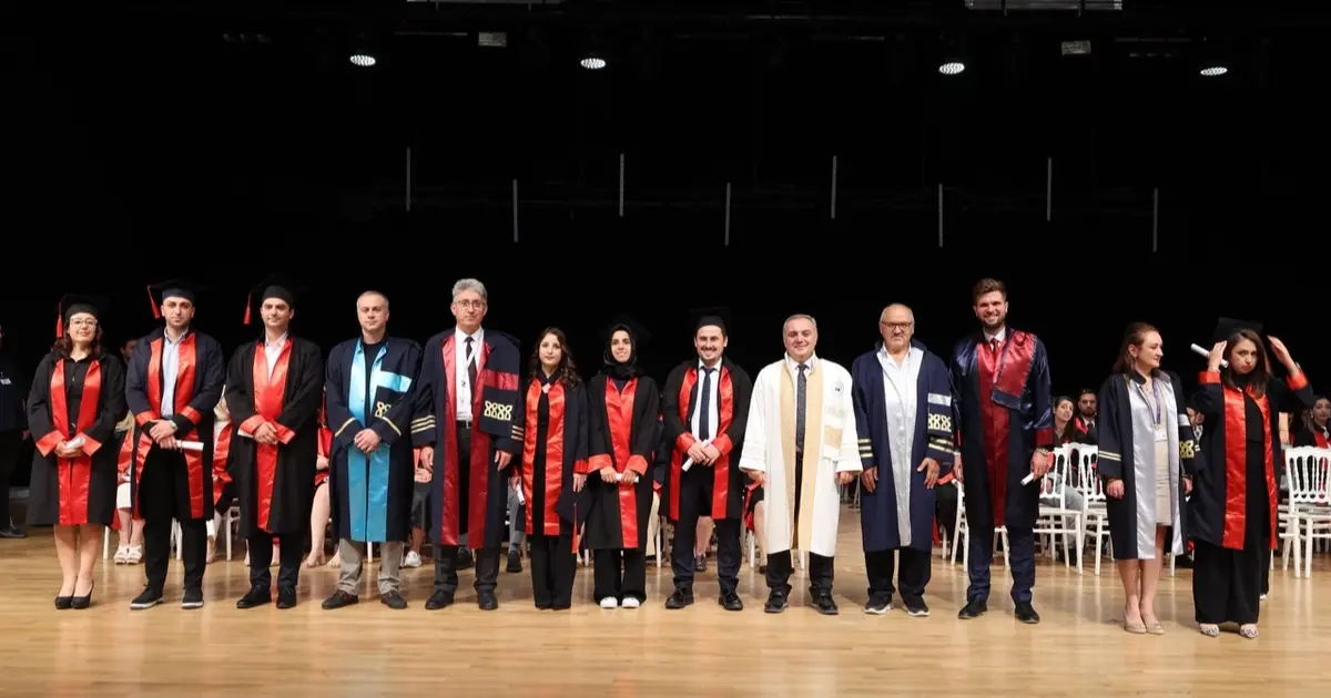 ERÜ’de lisansüstü mezuniyet sevinci yaşandı - Eğitim Haberleri