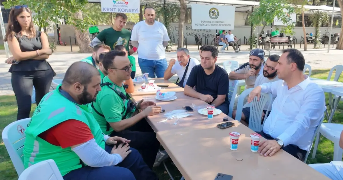 Bornova’da Moto Kuryeler buluştu