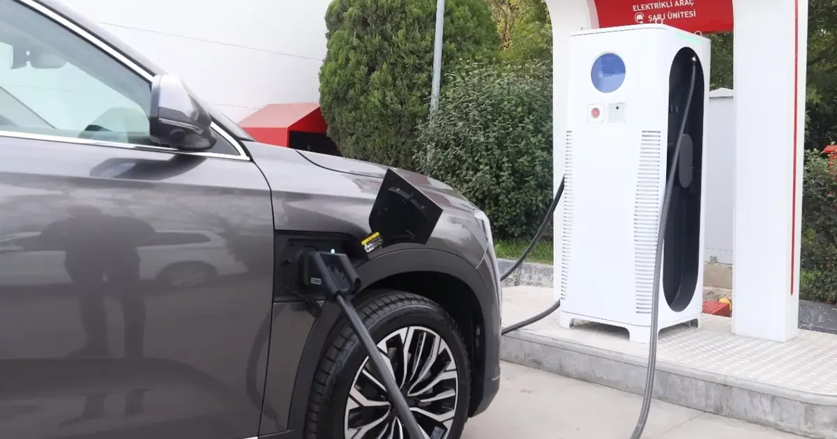 Elektrikli araçların evde şarj edilmesine yasak mı geldi? Açıklama İletişim'den yapıldı