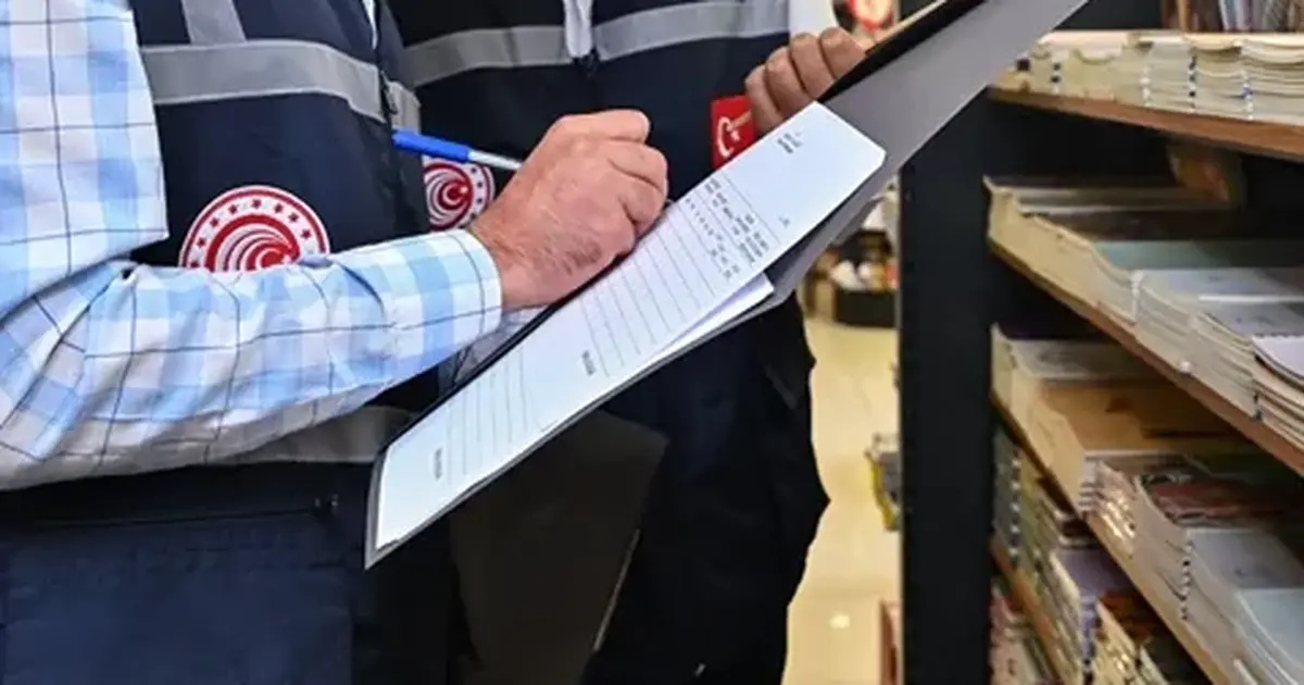 Bakan Bolat: Denetimleri yoğunlaştırdık... Kırtasiye denetimlerde 182,6 milyon liralık ceza