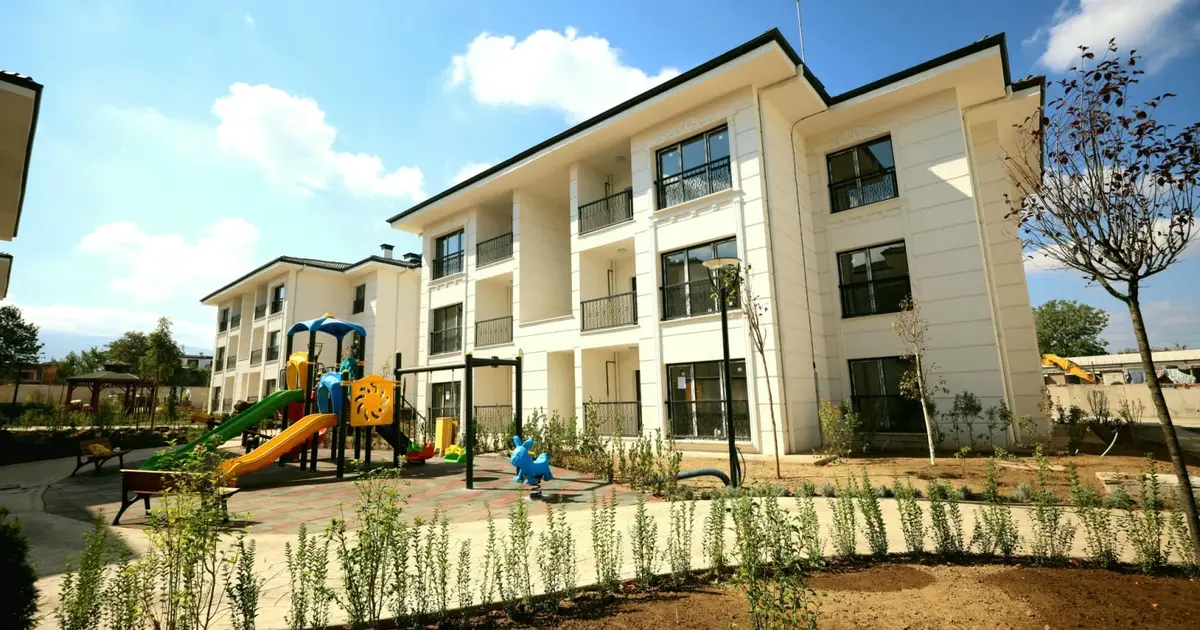 Kartepe’de 144 kapı mutluluğa açıldı