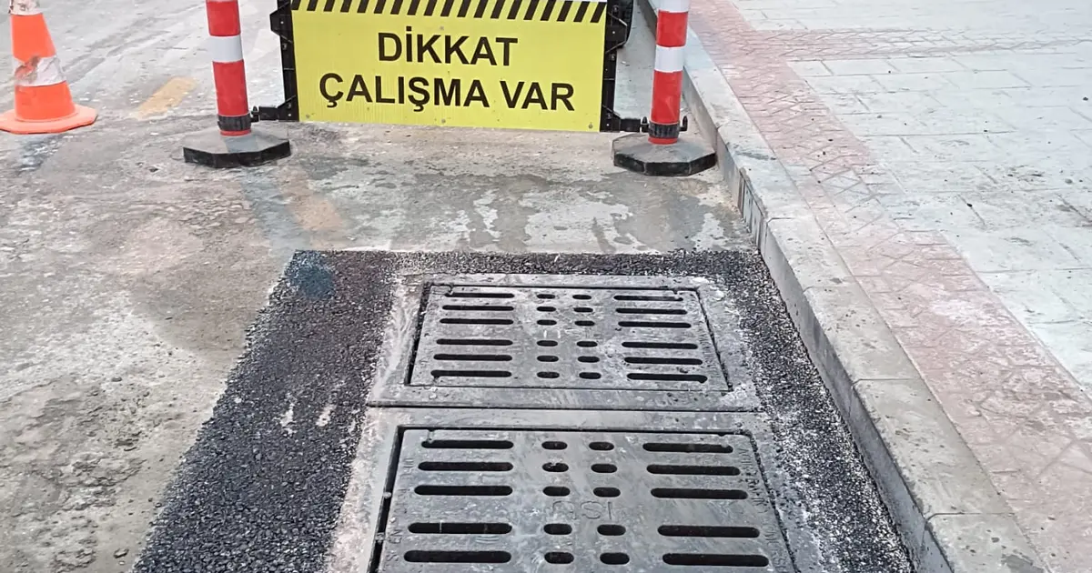 Kocaeli’de yol bakım çalışmaları sürüyor