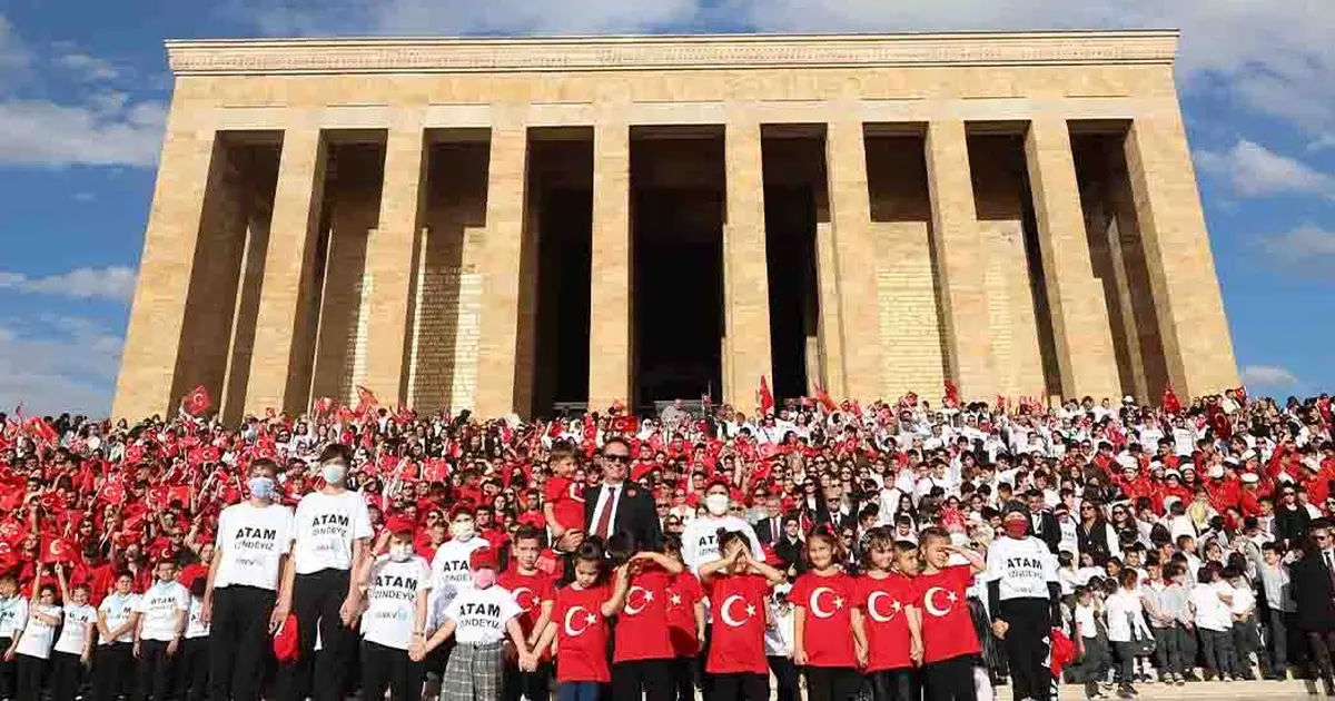 LÖSEV'den Atatürk’ün huzuruna davet