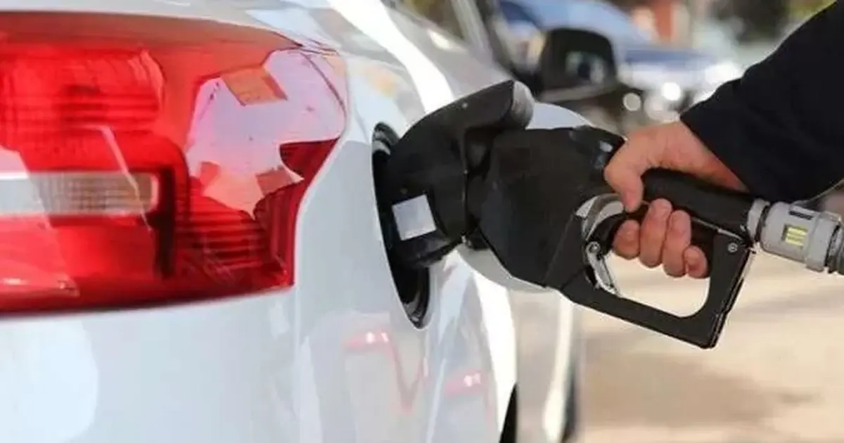 Motorinde yine yeni zam beklentisi... Litresi 100 lirayı aşabilir!