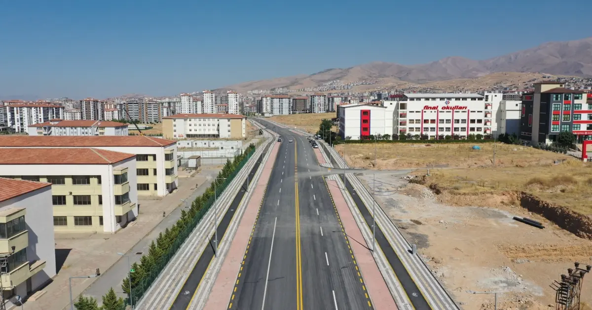 Malatya'da o caddenin genişliği 30 metreye çıkarıldı