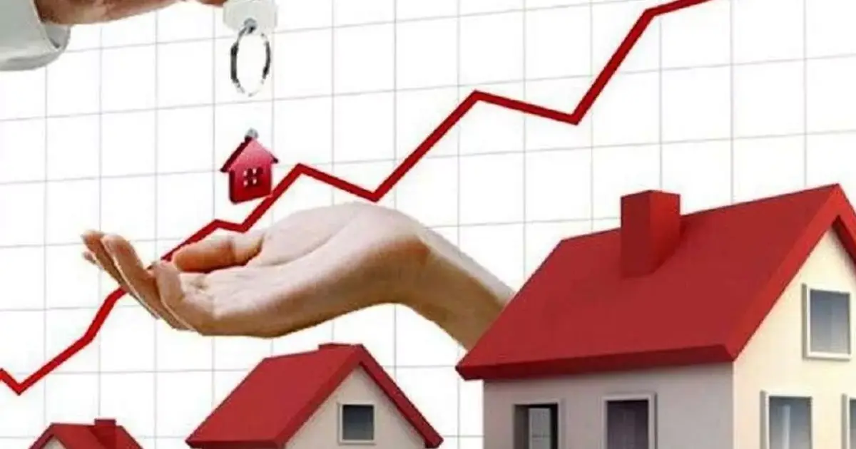 Konut fiyatları Ağustos'ta arttı ancak reelde geriledi