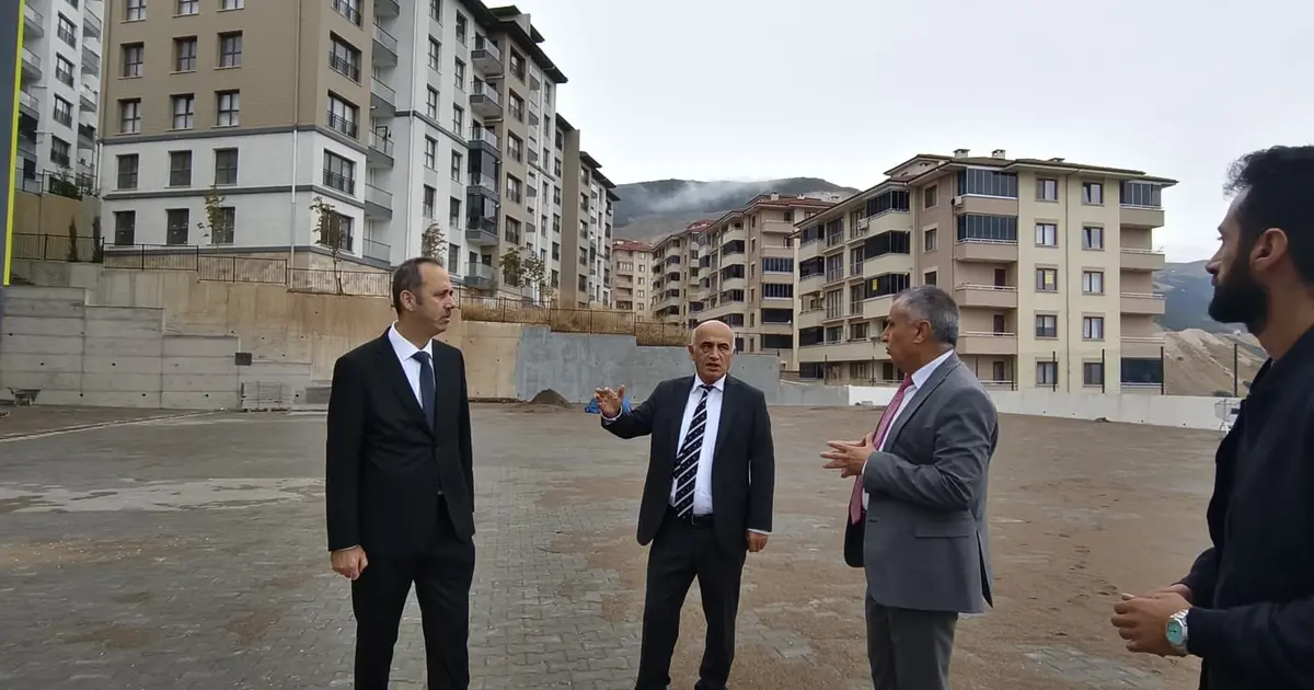 Gemlik’te eğitim yatırımlarına yerinde inceleme
