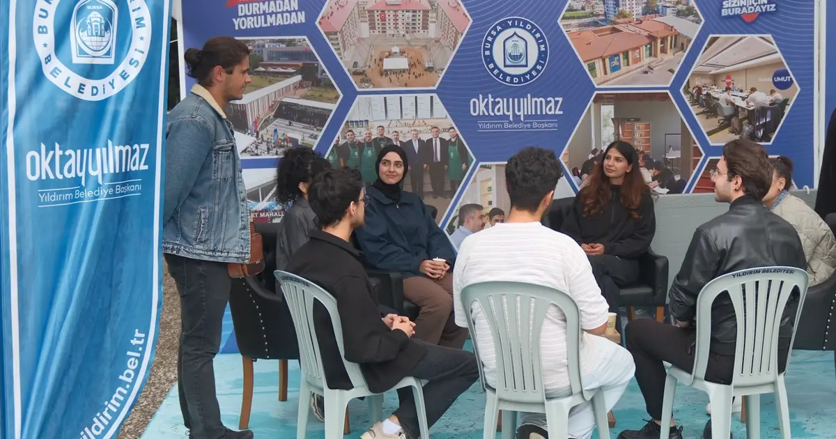 Bursa Yıldırım'da üniversite öğrencilerine sıcak karşılama
