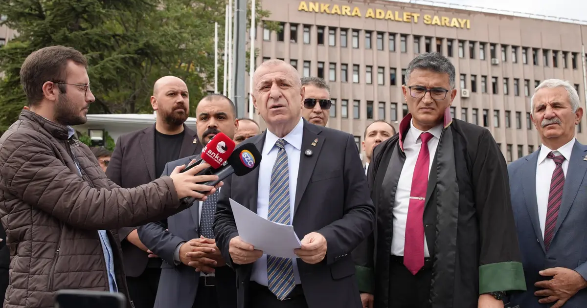 Ümit Özdağ’dan Diyarbakır’daki Kürtçe tabelalarla ilgili suç duyurusu