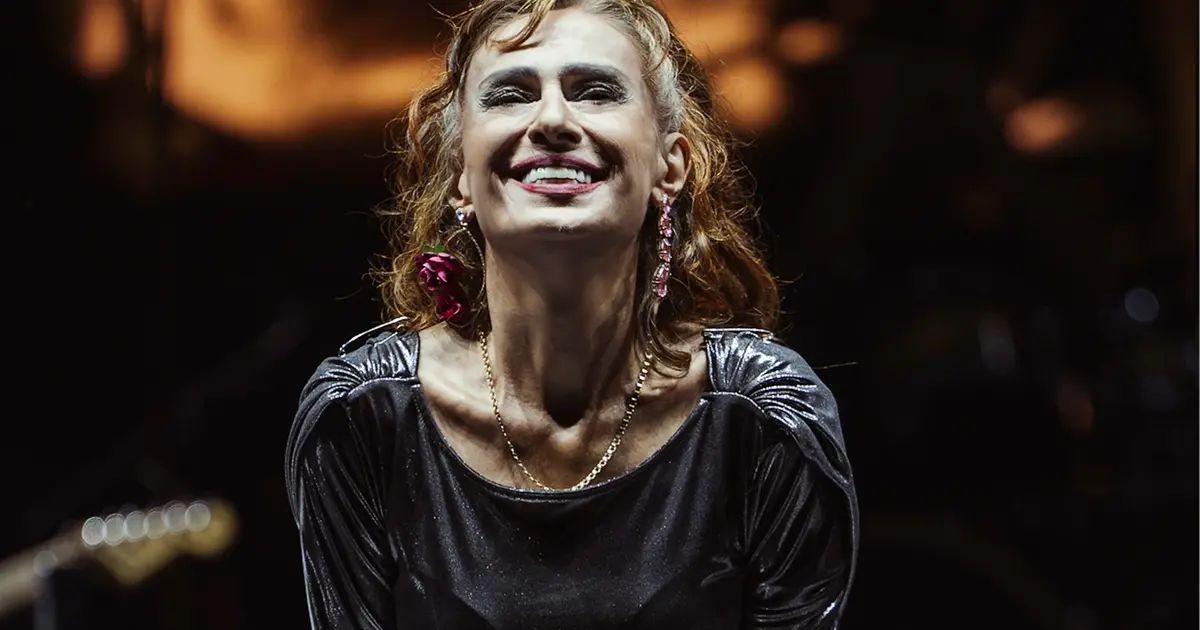 Müziğin yeni kıyısı Ataköy Marina Açık Hava Sahnesi Ekim ayında da dopdolu - Magazin Haberleri
