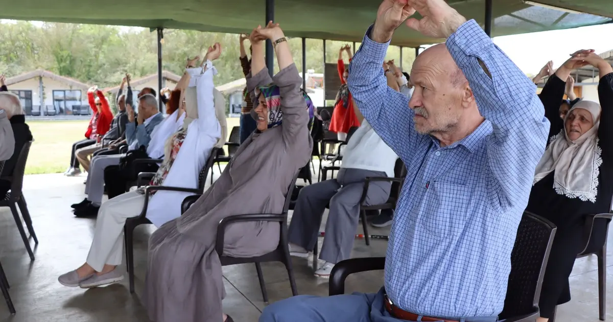 İzmit'te Alzheimer Yaşam Evi sakinleri doğayla buluştu - Gündem Haberleri