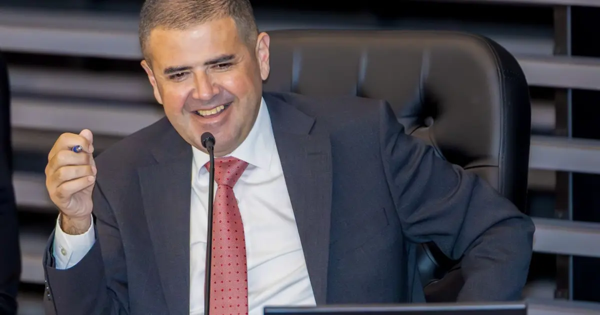 Mezitli Belediye Başkanı CHP'den ihraç edildi