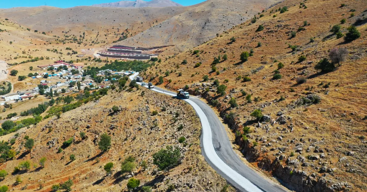 Malatya’da 55 kilometrelik grup yolunda çalışmalar sürüyor