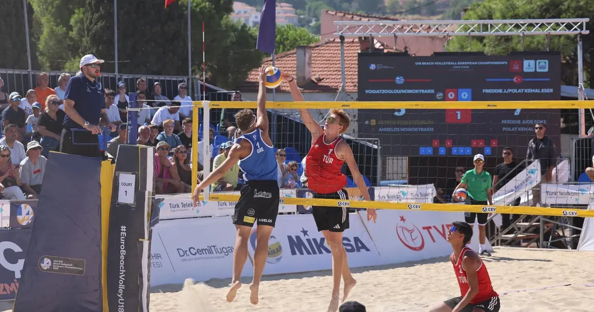 İzmir Foça'da yarı finalistler belli oldu
