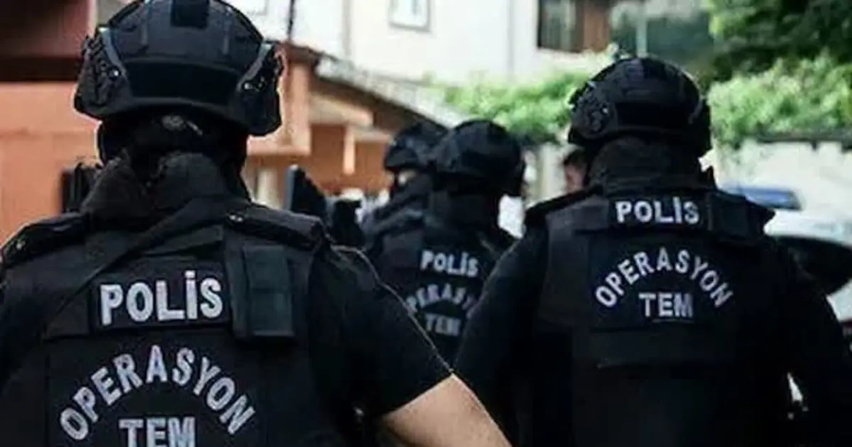 Ankara'da "şapkalılar" operasyonuna 5 tutuklama