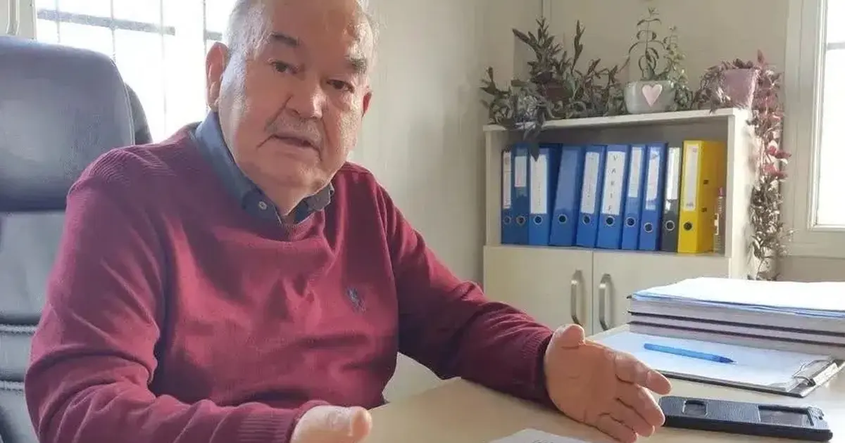 İzmir'in eski başkanı Burhan Özfatura vefat etti!