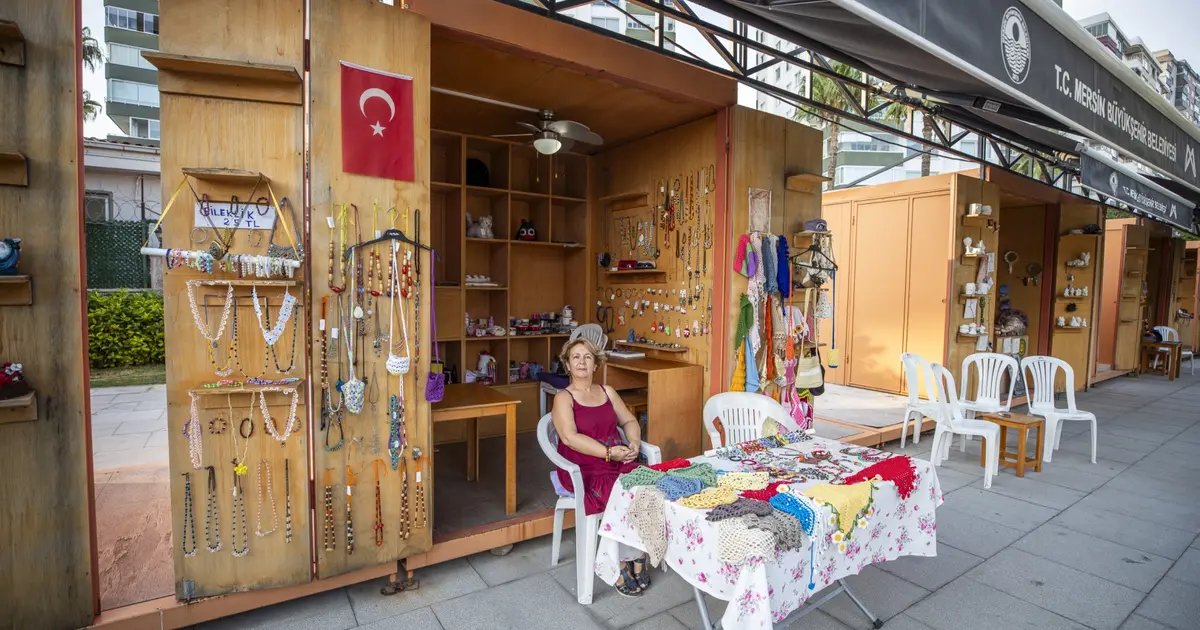 Mersin’de üretici kadın stantları dayanışmayı güçlendiriyor
