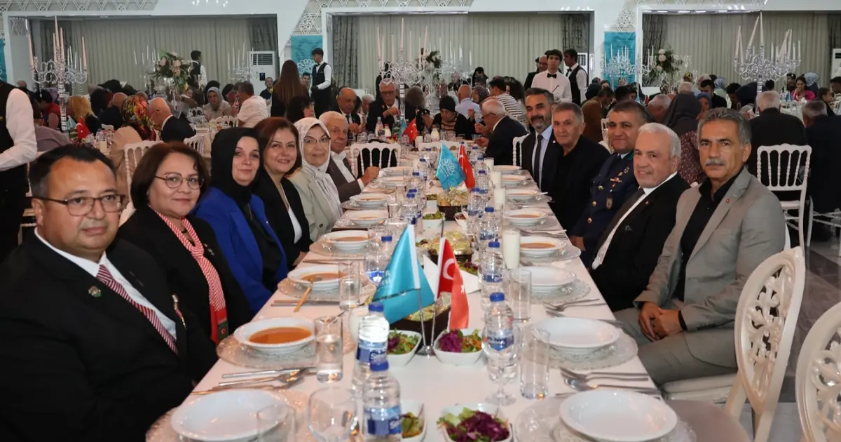 Nilüfer Belediyesi’nden şehit aileleri ve gaziler onuruna yemek