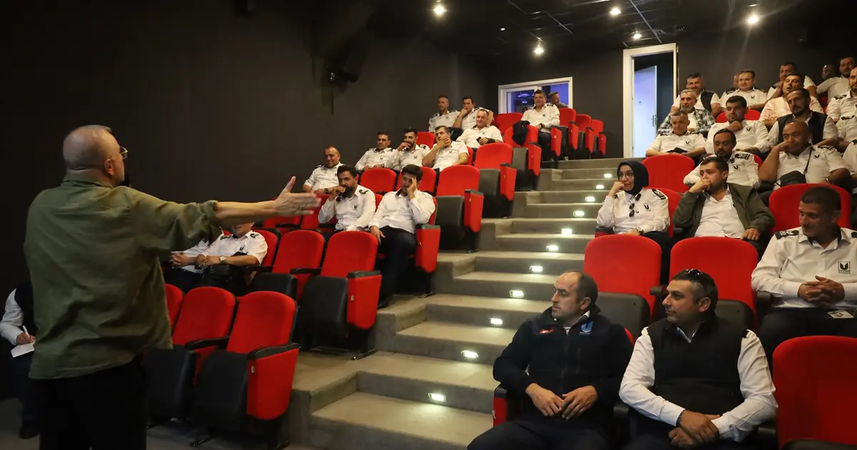 Sakarya Büyükşehir’den otobüs şoförlerine empati ve sorumluluk eğitimi