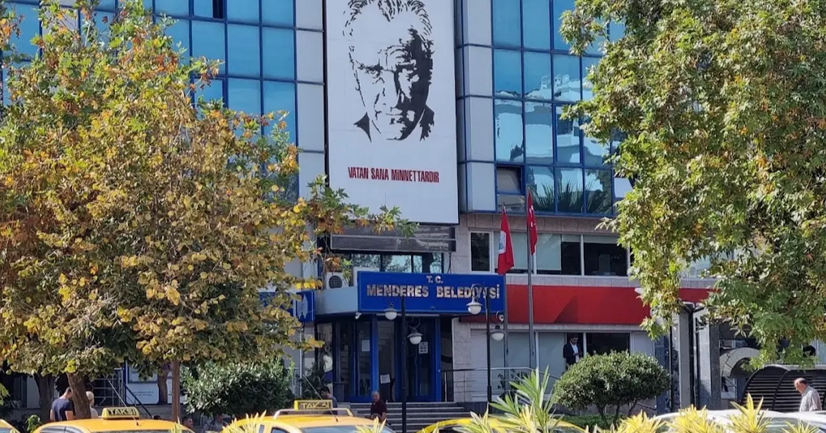 Menderes Belediyesi soruşturmasında 9 kişi daha gözaltına alındı