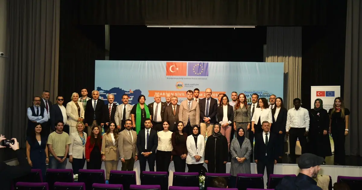 Trabzon’da Sivil Katılım Zirvesi düzenlendi