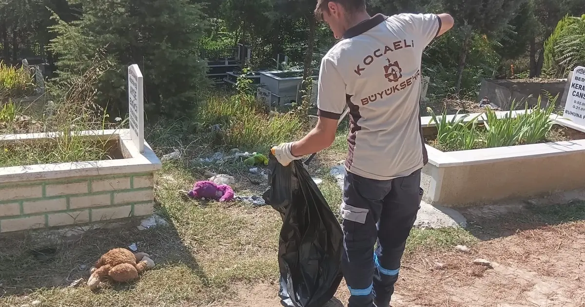 Kocaeli'de hatıralara saygı, ziyaretlere huzur