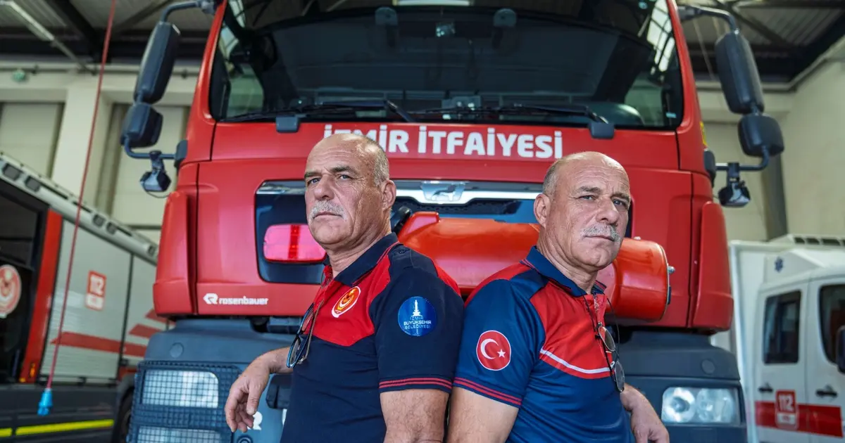 33 yıldır İzmir'de omuz omuza can kurtarıyorlar