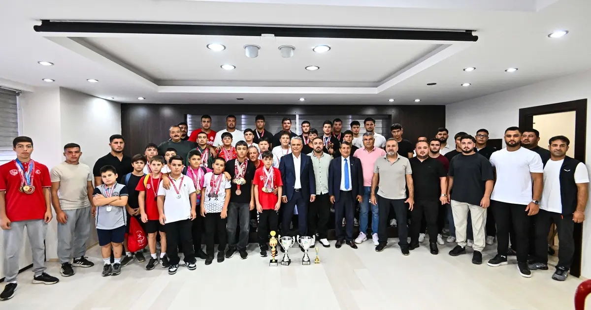 Muratpaşa Belediyespor’un güreşlerde hedefi büyük