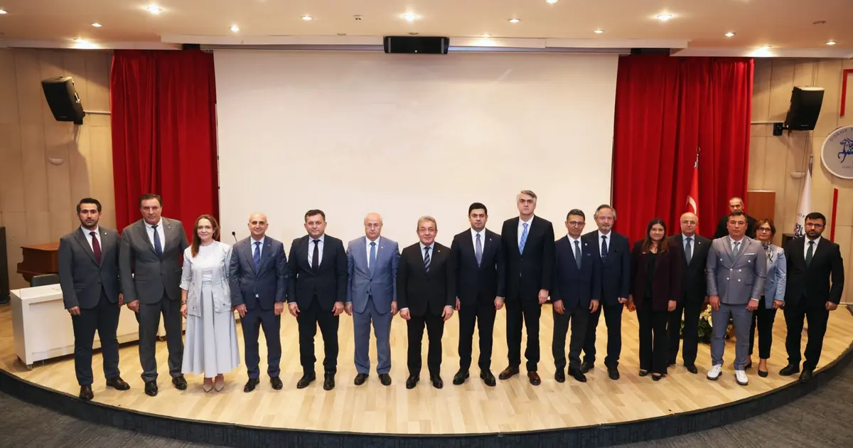 DEÜ'de Savunma Sanayii ele alındı - Gündem Haberleri