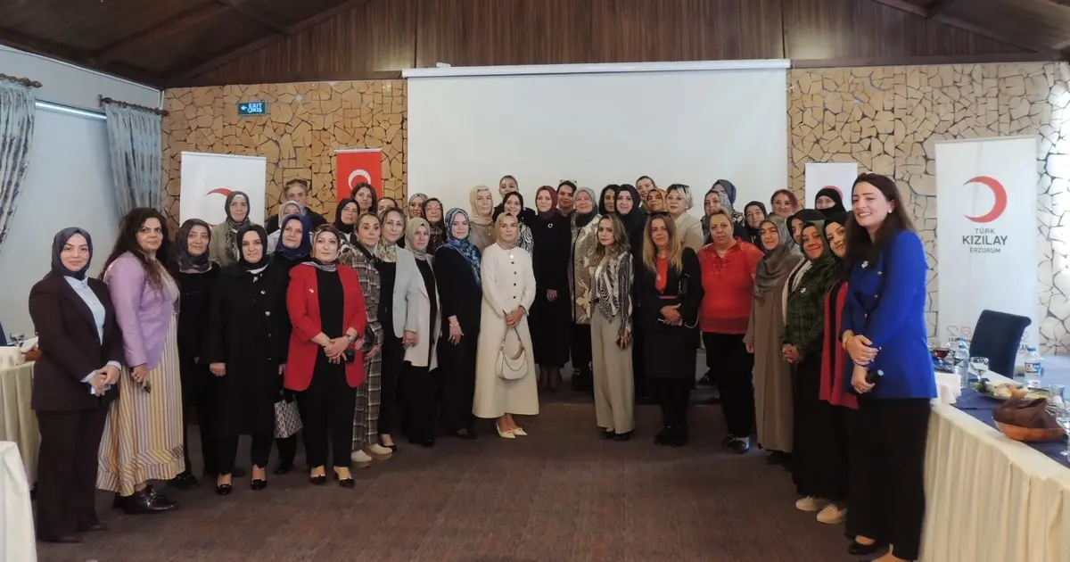 Kızılay Kadın Erzurum’un yeni yönetiminden istişare buluşması