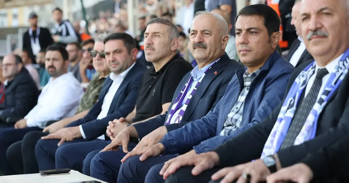 Başkan Büyükgöz Gebzespor maçında