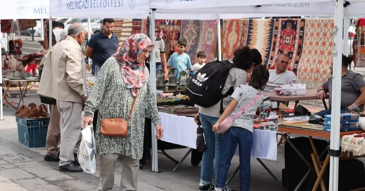 Kayseri Melikgazi'de antika tutkunları buluştu