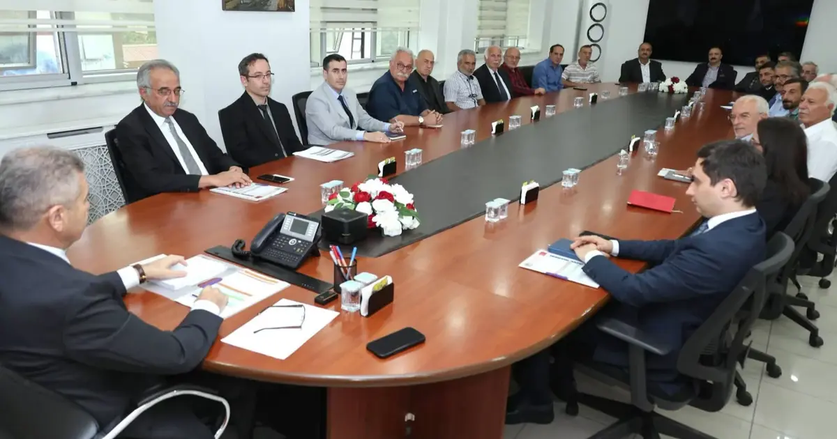 Artvin’de köylülerin parke taşı memnuniyeti