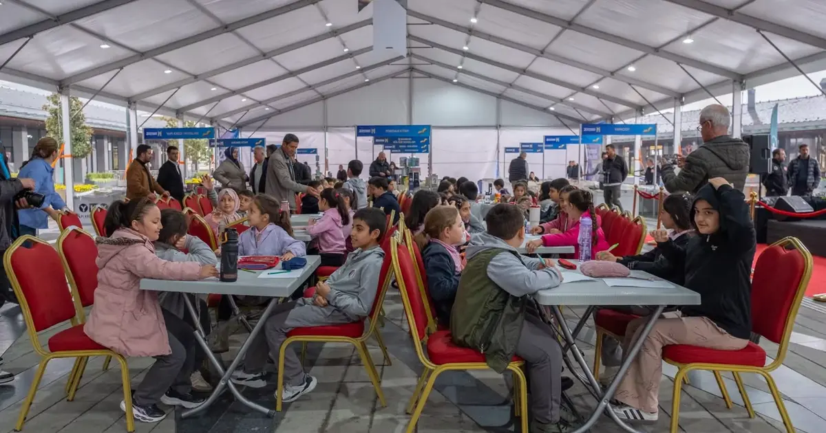 Bursa Osmangazi'de minik kitapseverler hem öğrendi hem eğlendi