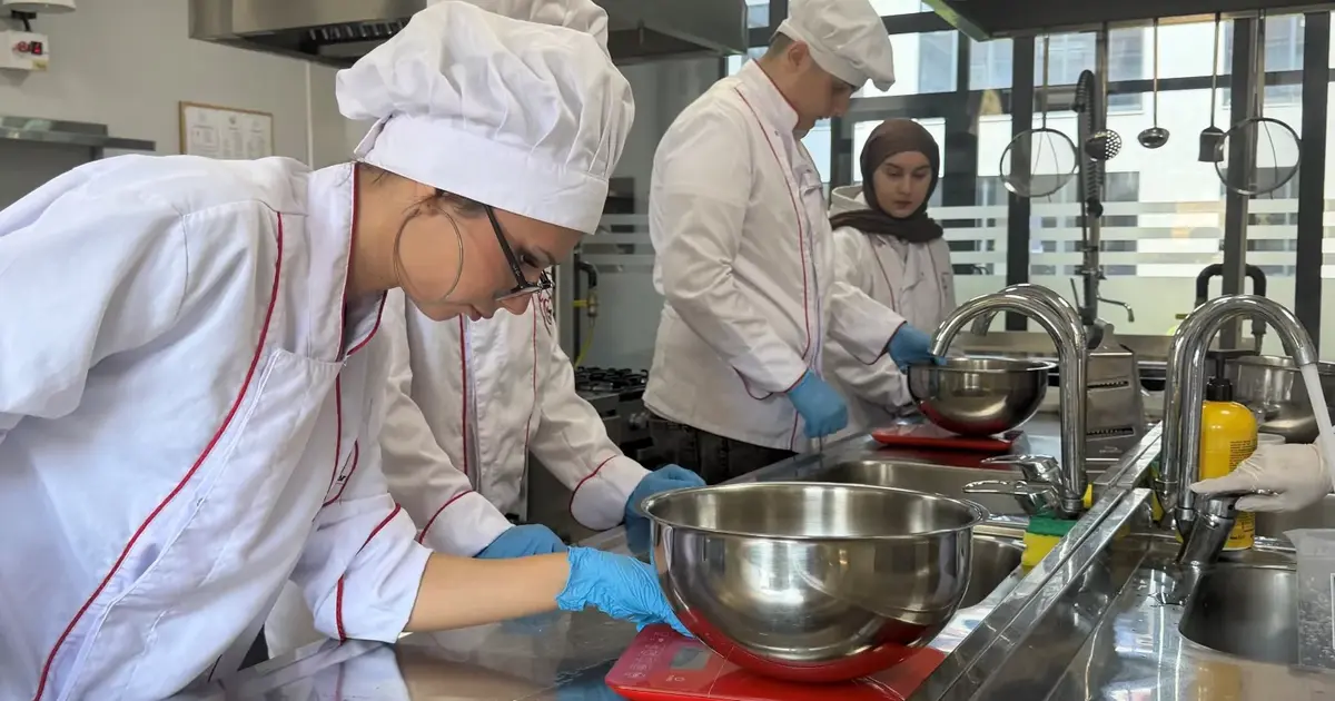 Donanımlı gençler Gebze Beyaz Kalpler'de yetişiyor - Eğitim Haberleri