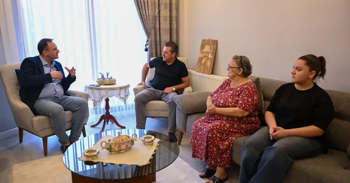 Bornova'da Başkan Eşki’den vefa ziyareti