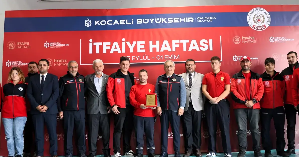 Kocaeli'de Genel Sekreter Baraçlı’dan itfaiye personeline teşekkür ziyareti