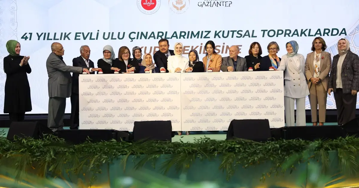 Gaziantep’te 41 yıllık evli çiftler için Umre kurası çekildi