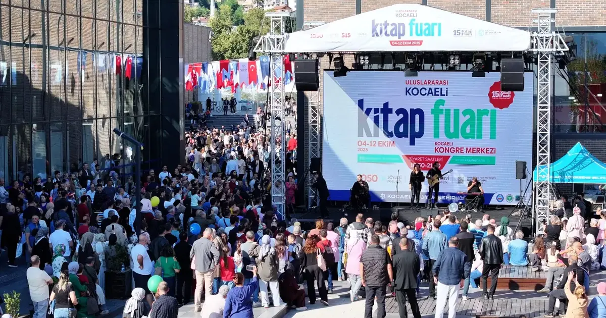 Nadir eserler Kocaeli Kitap Fuarı’nda müzayedeye çıkıyor