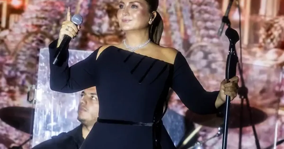 Sibel Can'dan Boğaz'da özel gece