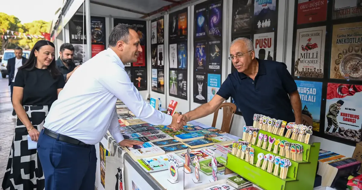 İzmir Bornova’da edebiyat rüzgarı sona erdi