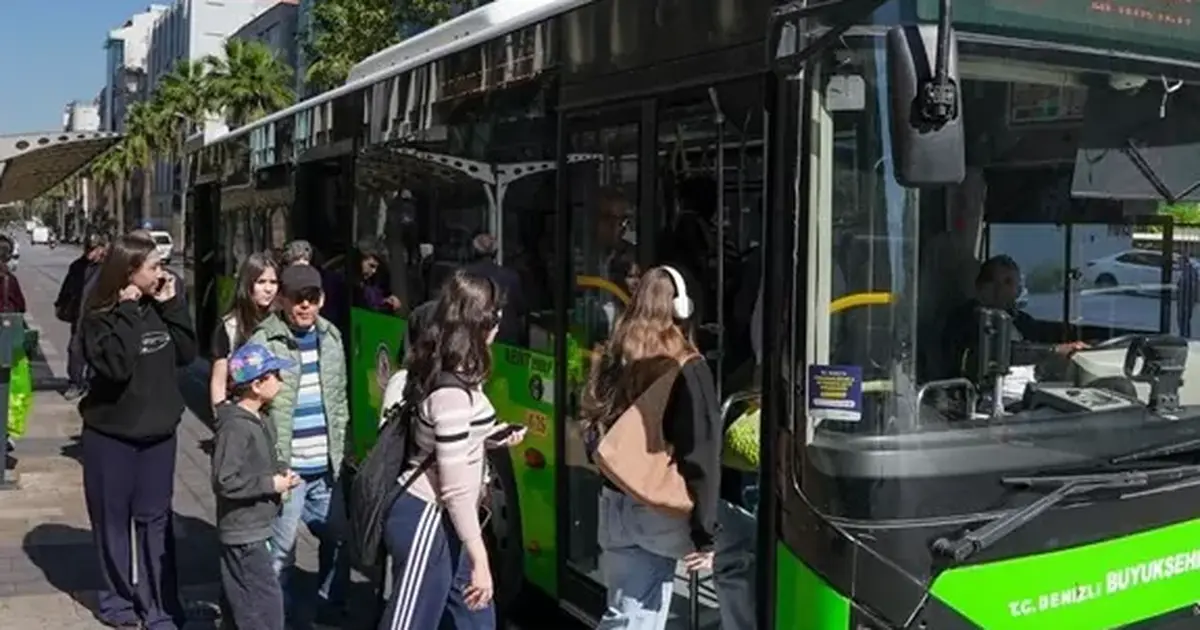 Denizli’de öğrencilere ulaşım desteği sürüyor - Gündem Haberleri
