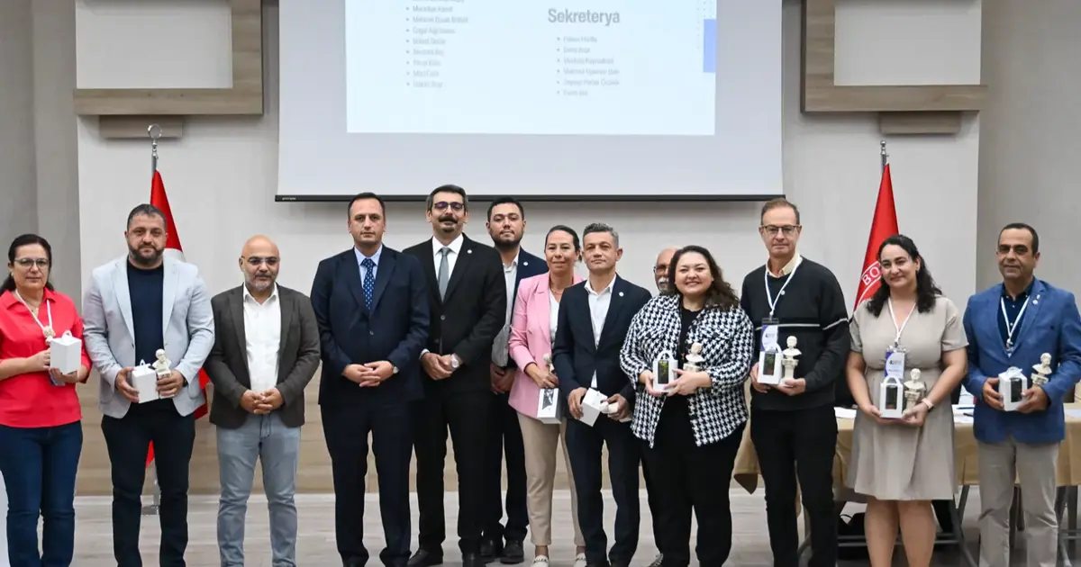 Bornova Kent Konseyi’nde Doğan Baran Mengüş güven tazeledi - Gündem Haberleri