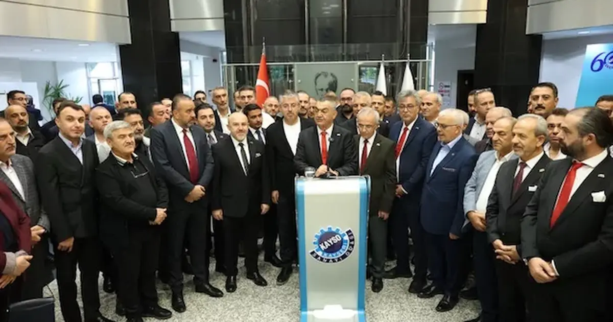 KAYSO'da Mehmet Büyüksimitci güven tazeledi - Ekonomi Haberleri