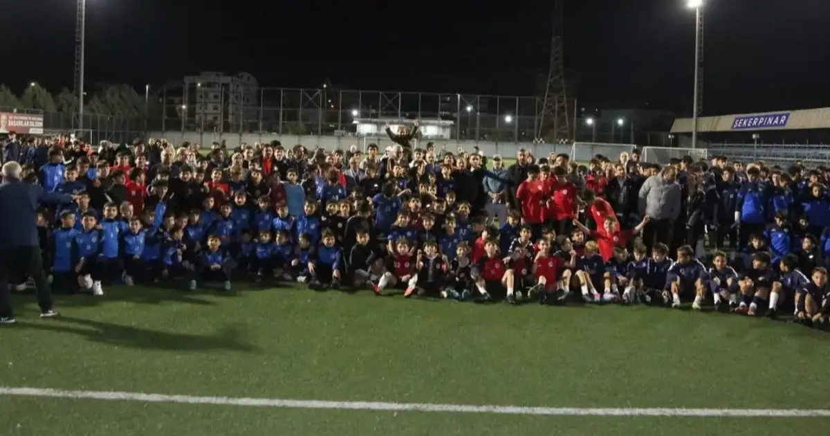 Başkan Çiftçi, Çayırova'da amatör spor kulüplerinin sezon açılışına katıldı